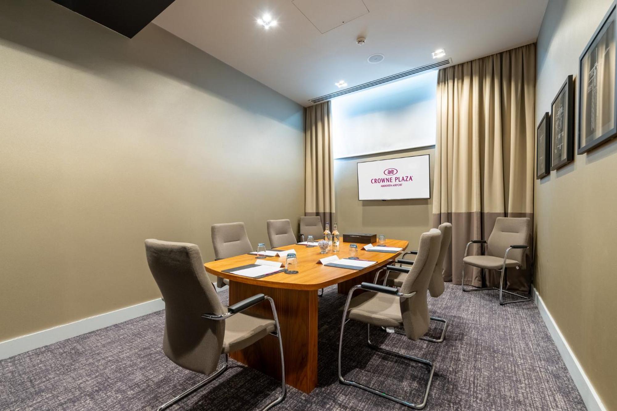Crowne Plaza Aberdeen Airport By Ihg Dyce Exterior foto