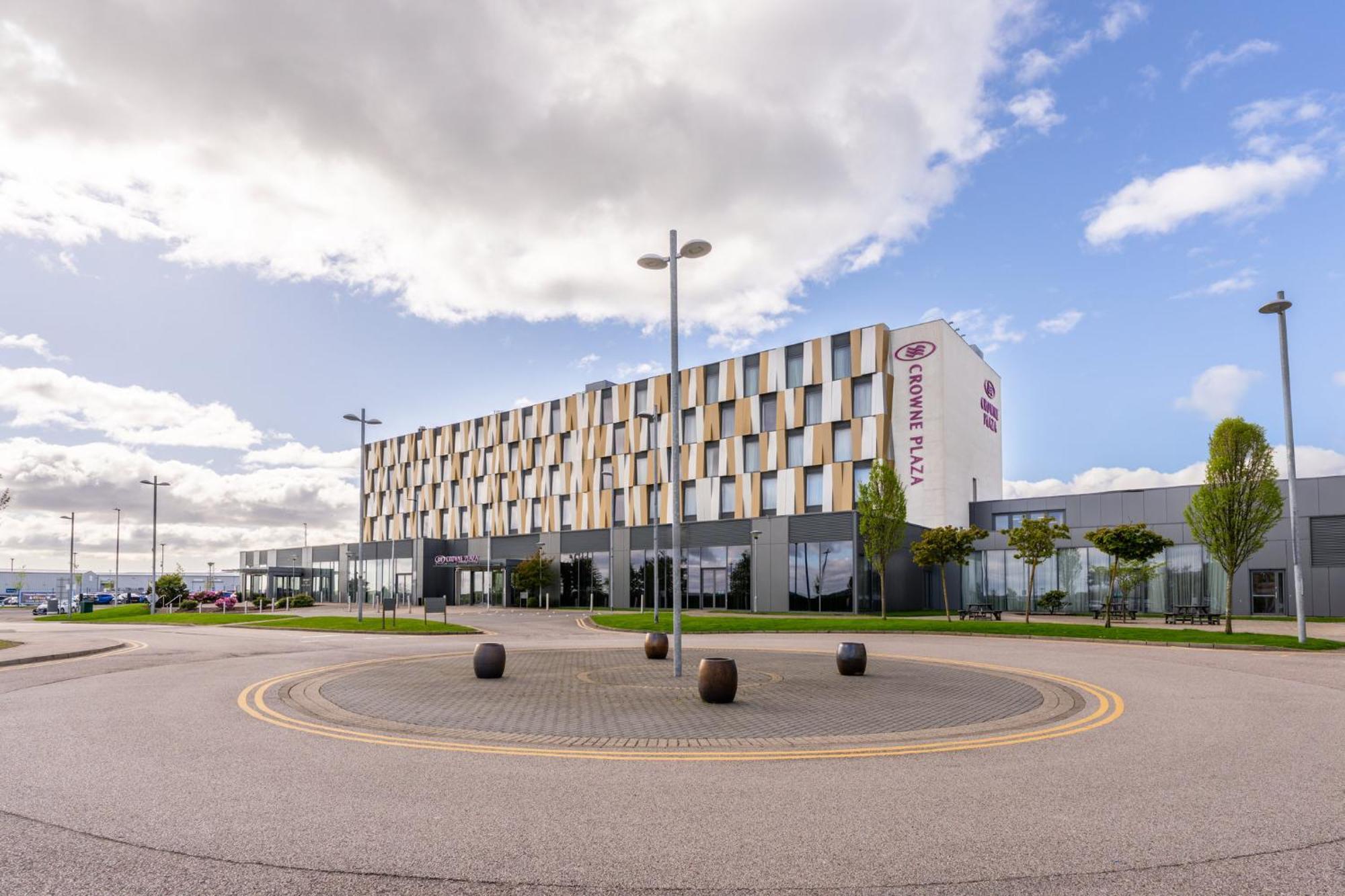 Crowne Plaza Aberdeen Airport By Ihg Dyce Exterior foto