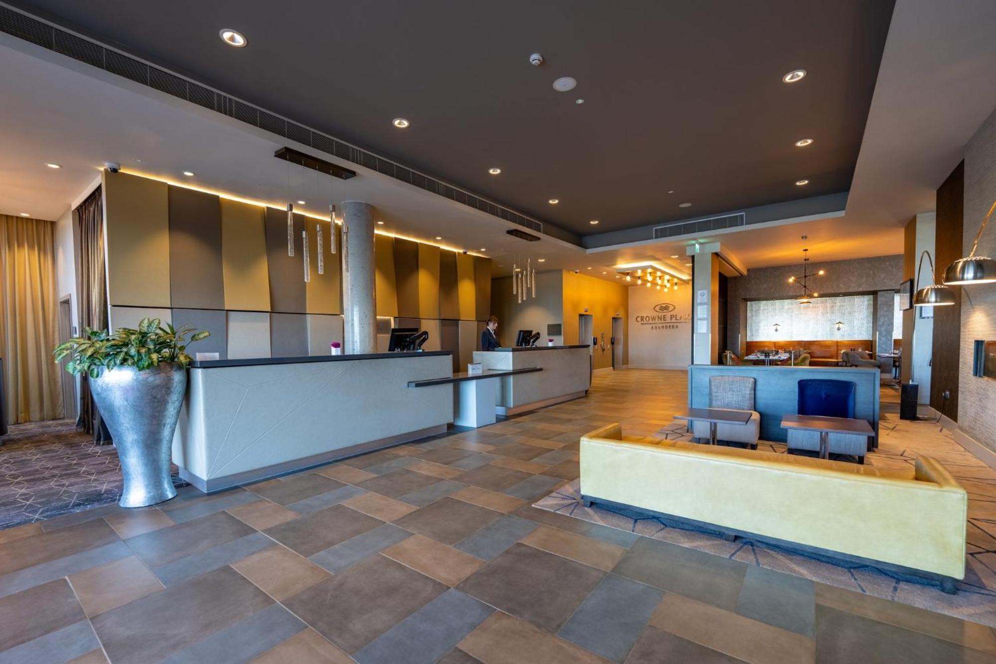 Crowne Plaza Aberdeen Airport By Ihg Dyce Exterior foto